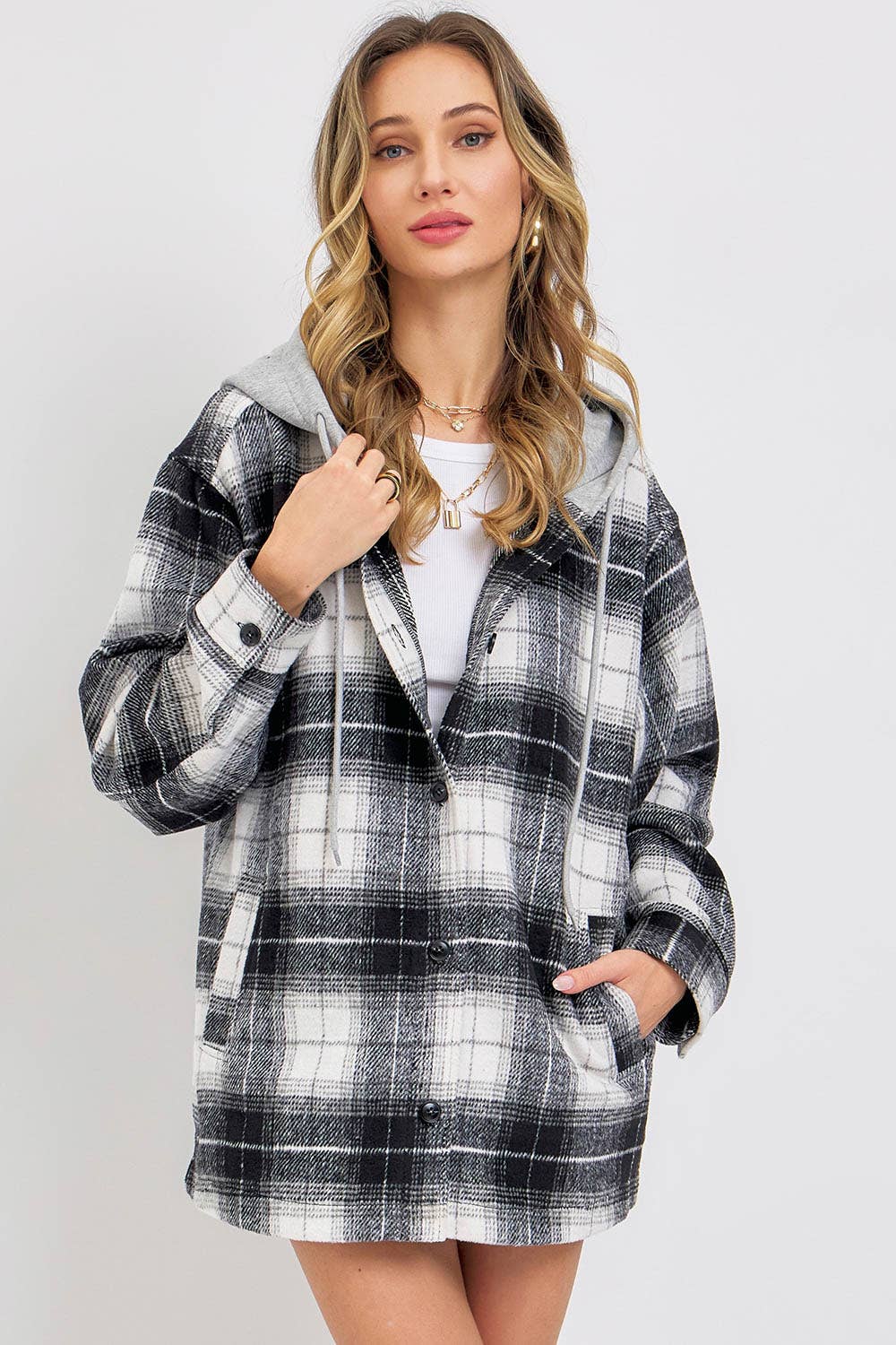 Classic Plaid Hooded Shacket: IVORY/BLACK