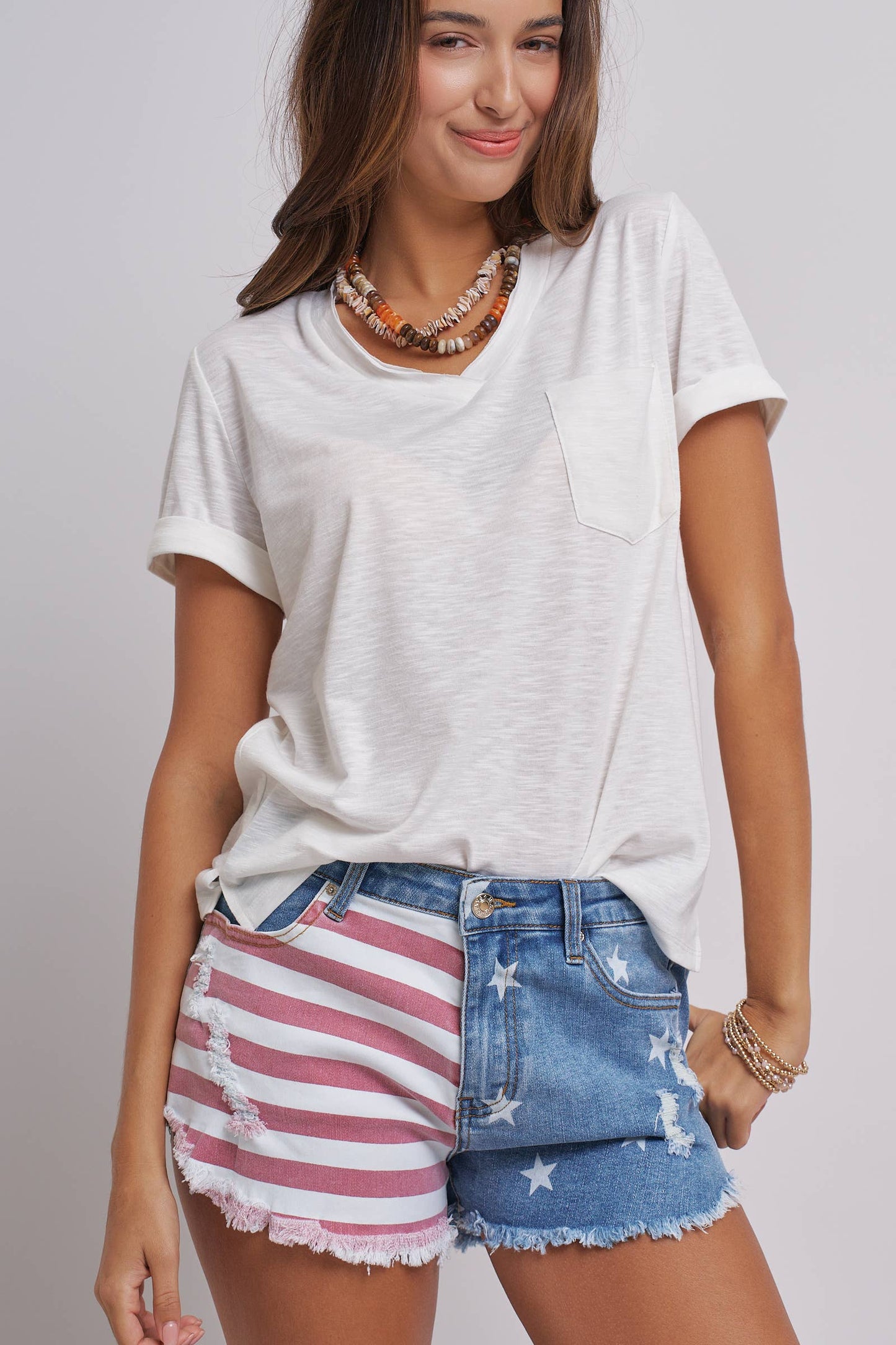 Urban Daizy - Rolled Sleeve V-Neck Pocket Tee: IVORY / S-2/M-2/L-2
