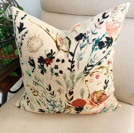 Lelia Accent Pillow