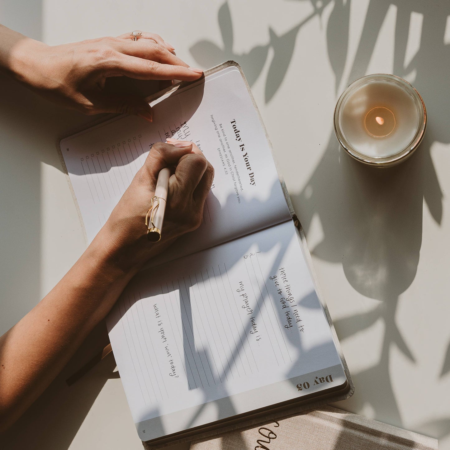 Journal: Inspirational Productivity Journal