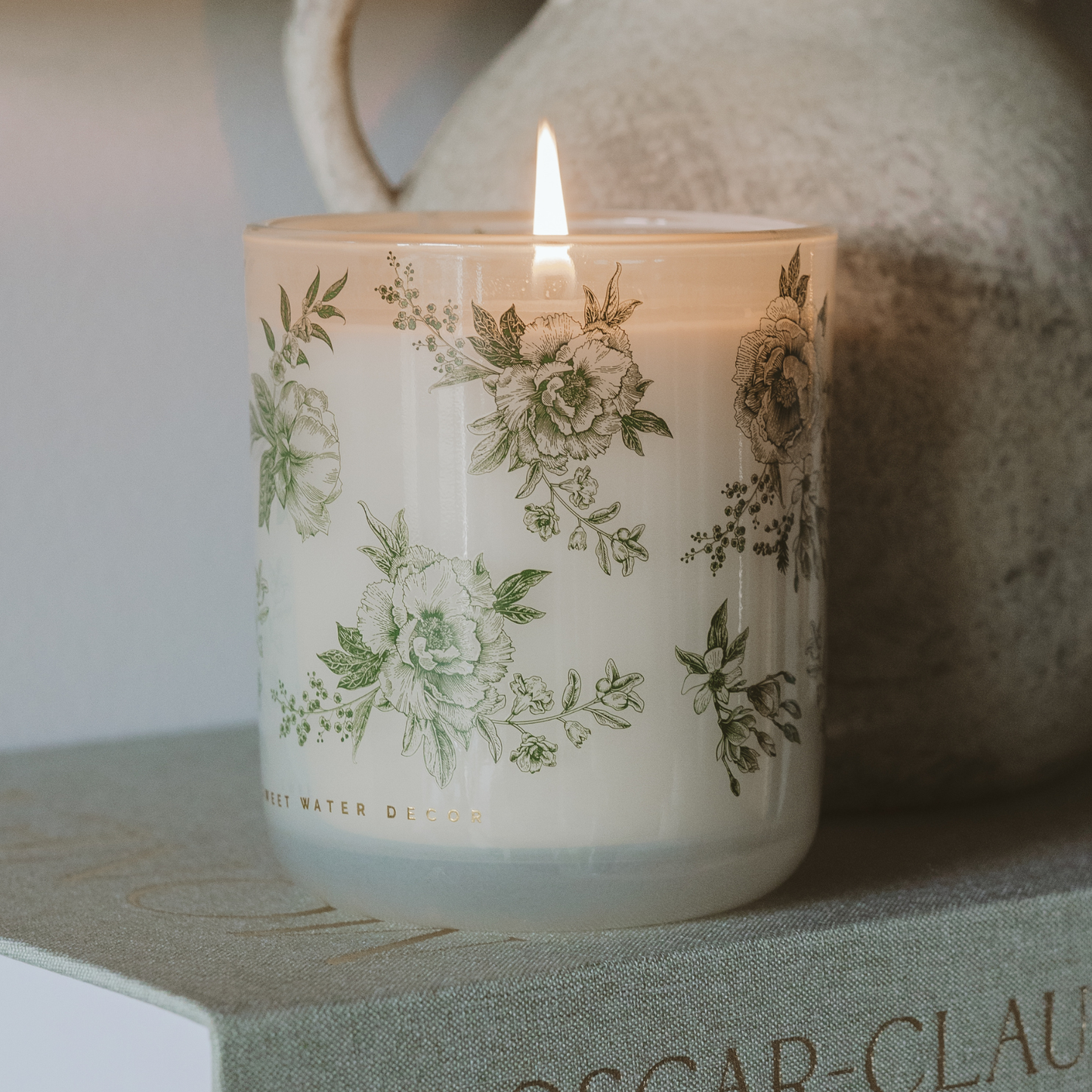 Candle: Green Delft 12 oz Soy Candle
