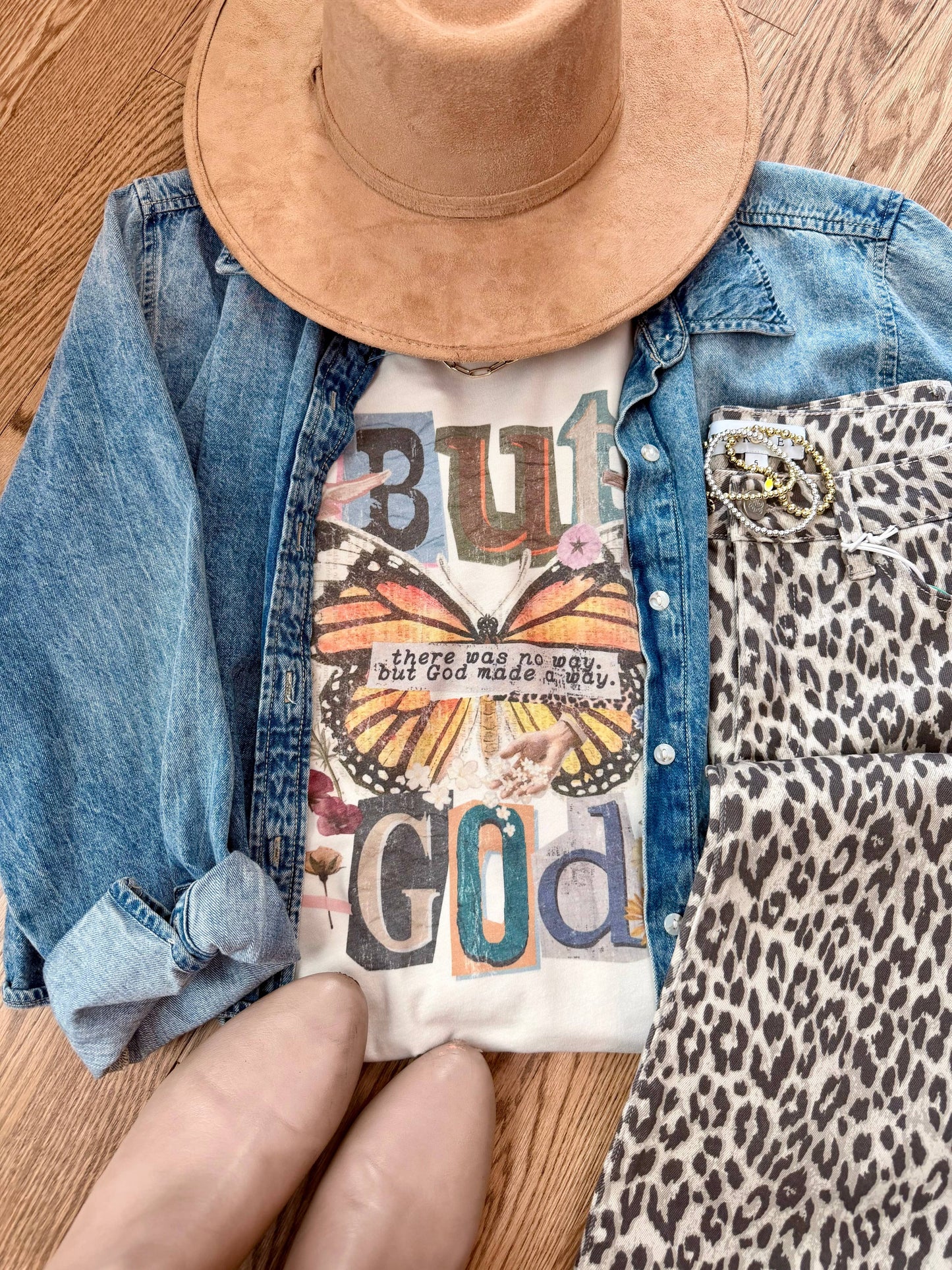 Willow Poppy - Boho Butterfly God Graphic Tee: S