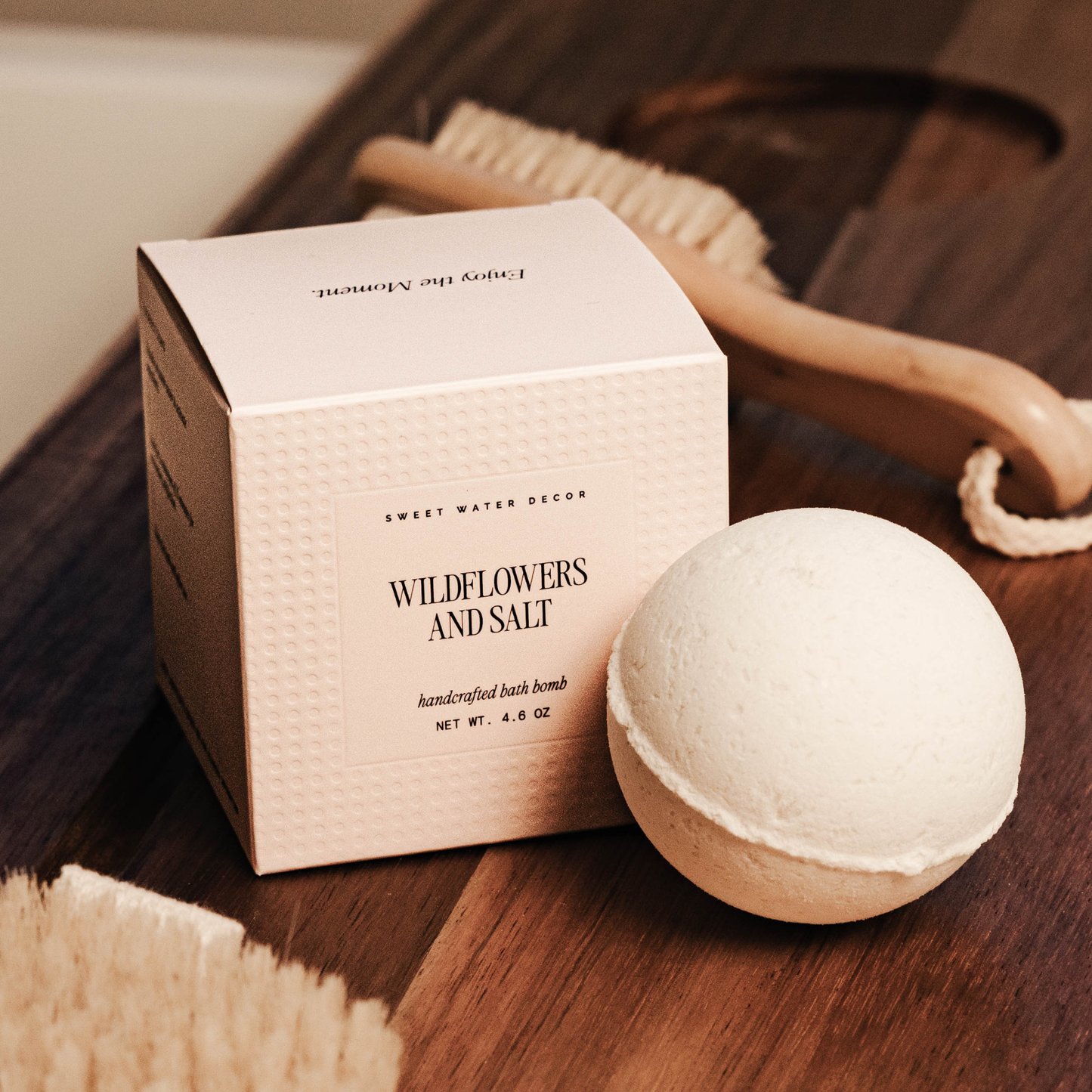 Bath Bomb: Wildflowers and Salt 4.6 oz Bath Bomb
