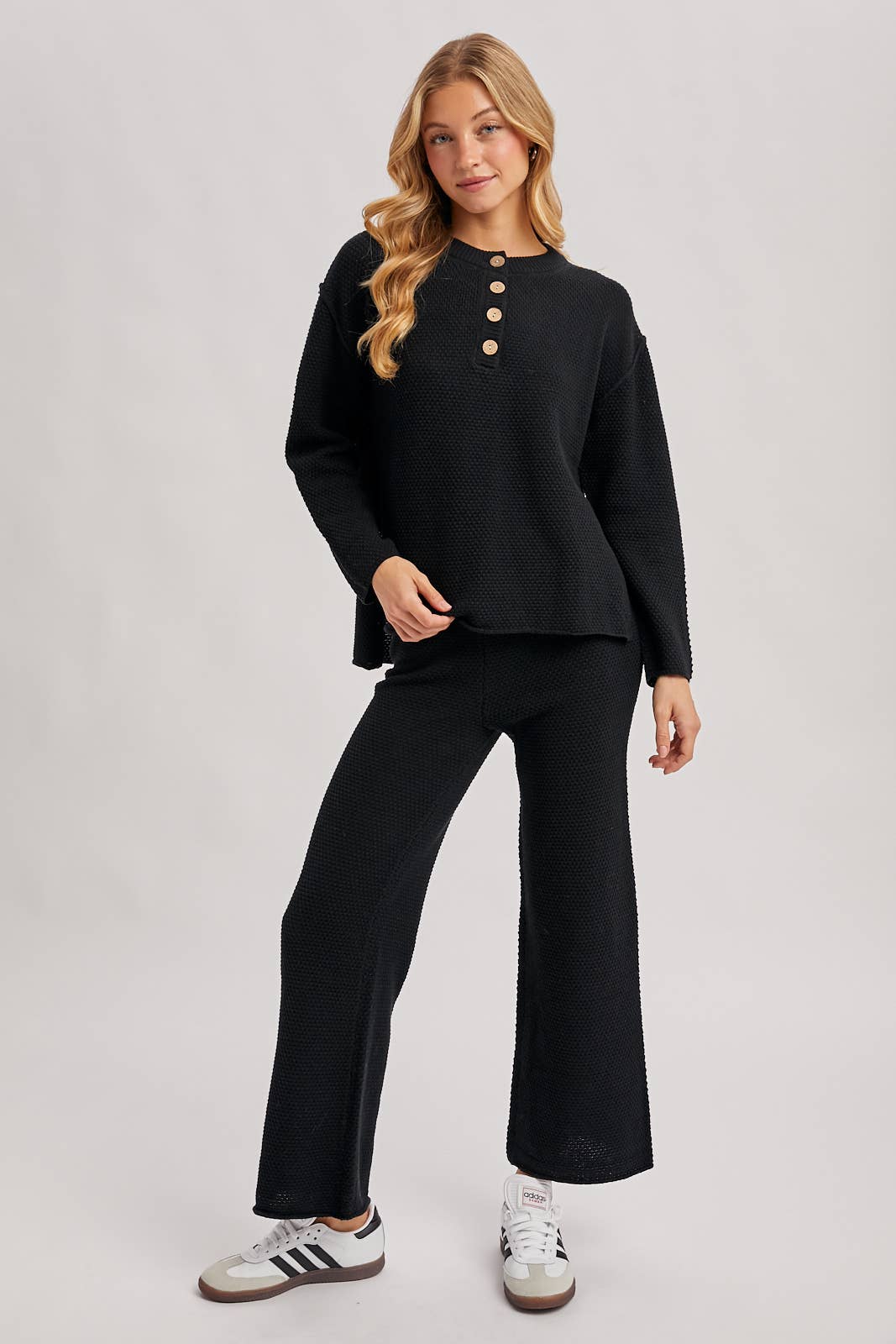 Textured Knit Top & Pants Set: BLACK