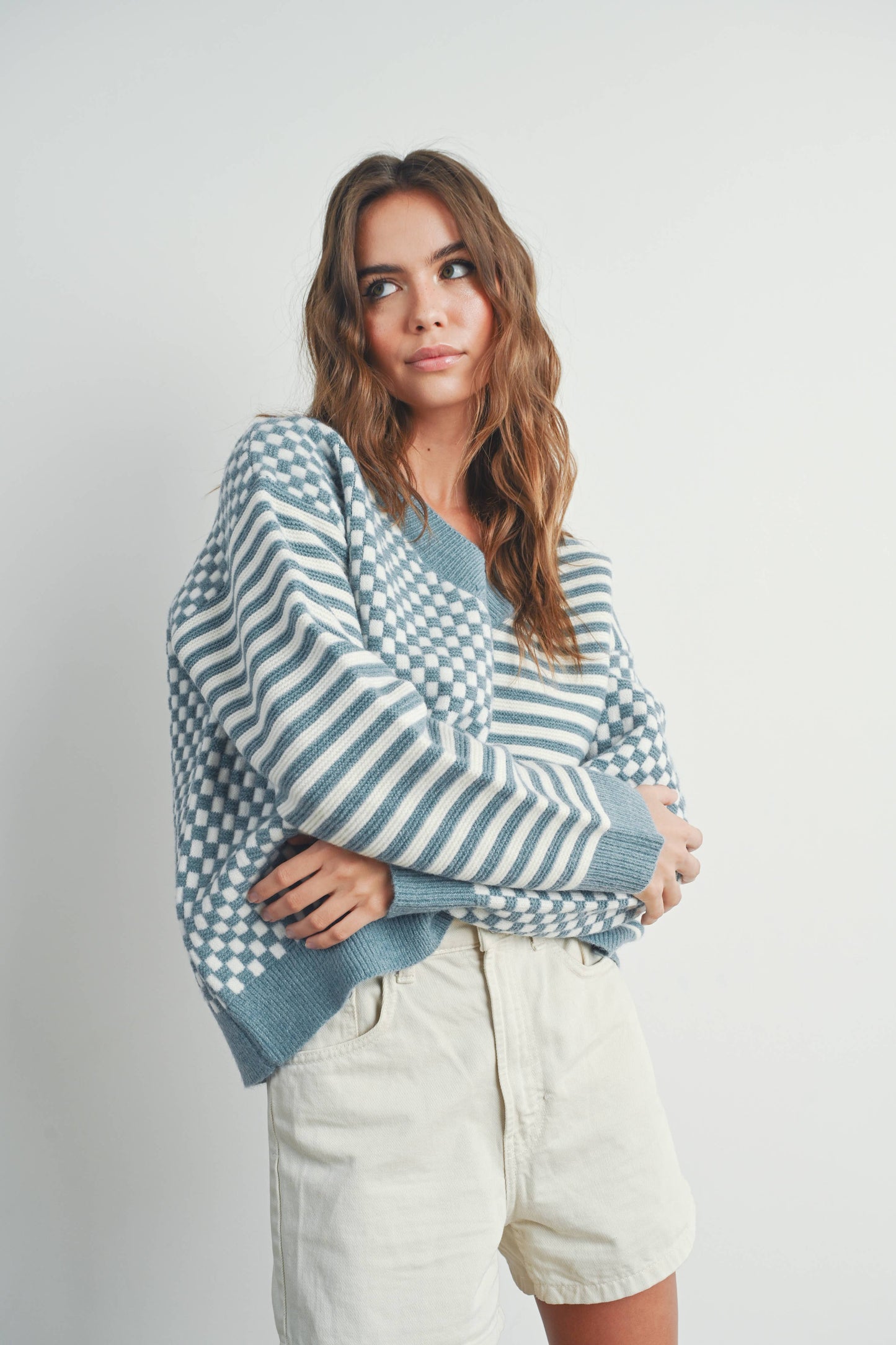 Frenchy Checker Pattern Drop Shoulder Sweater: IVORY / BLUE