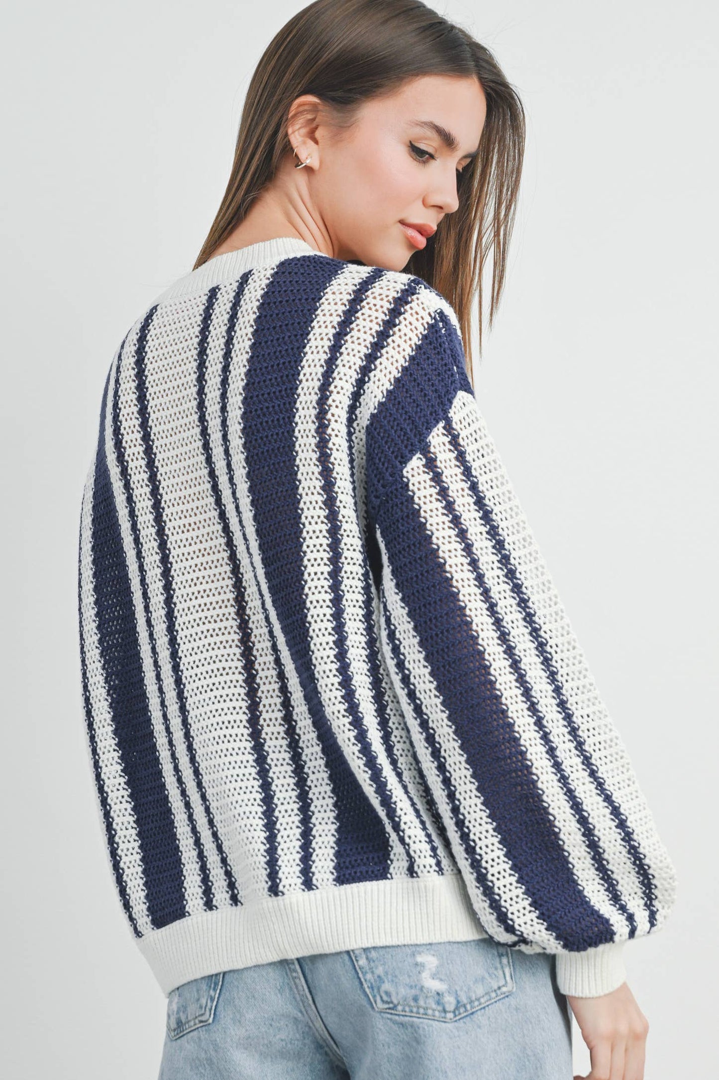 Drop Shoulder Striped Pattern Sweater: IVORY / NAVY