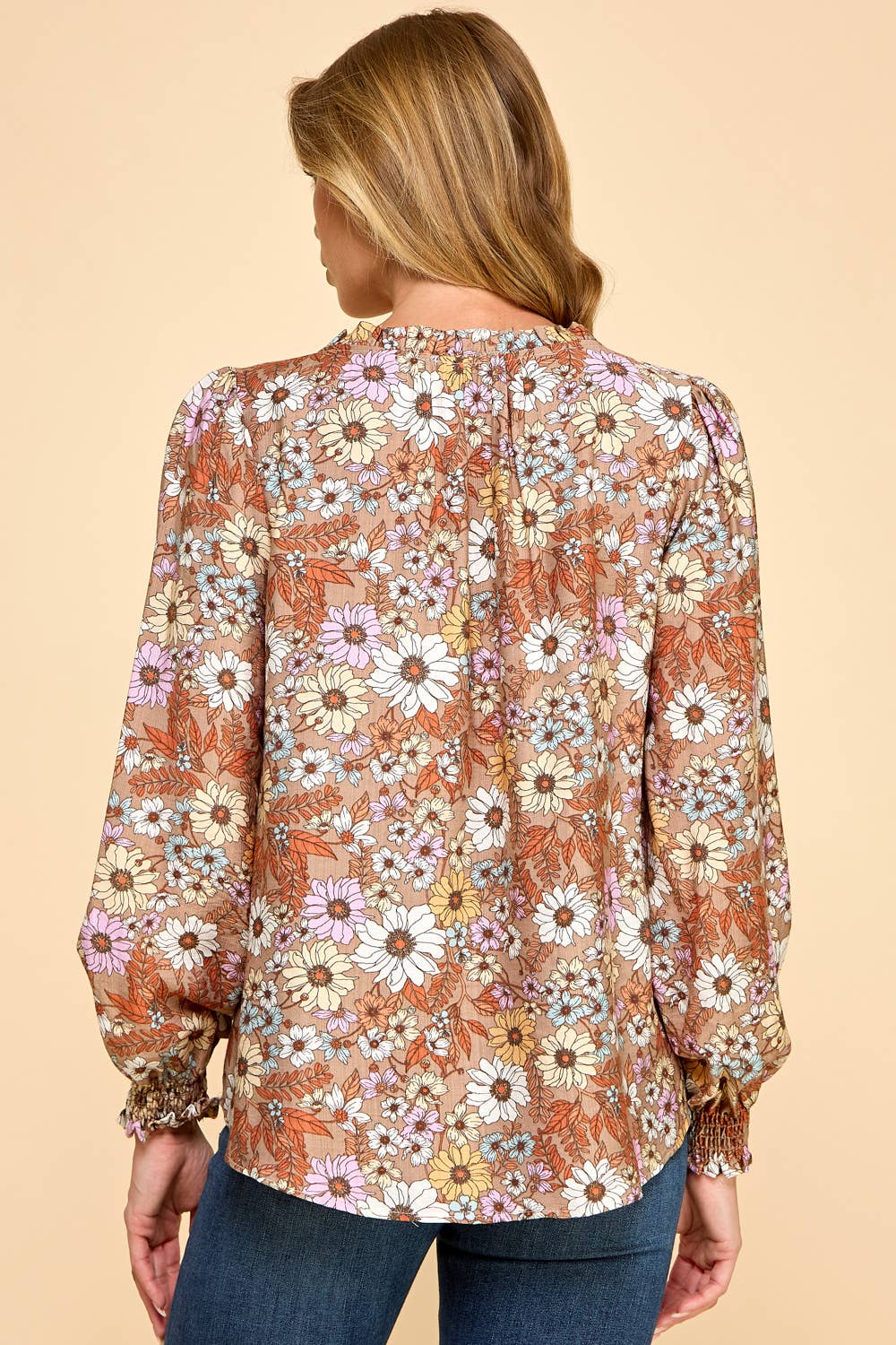 Les Amis - Floral Print Long Sleeve Blouse with Ruffled Neck: Mocha / S