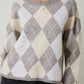 Sunday Edition by LE LIS - ROUND NECK ARGYLE PATTERN SWEATER: WHITE-H GREY / S