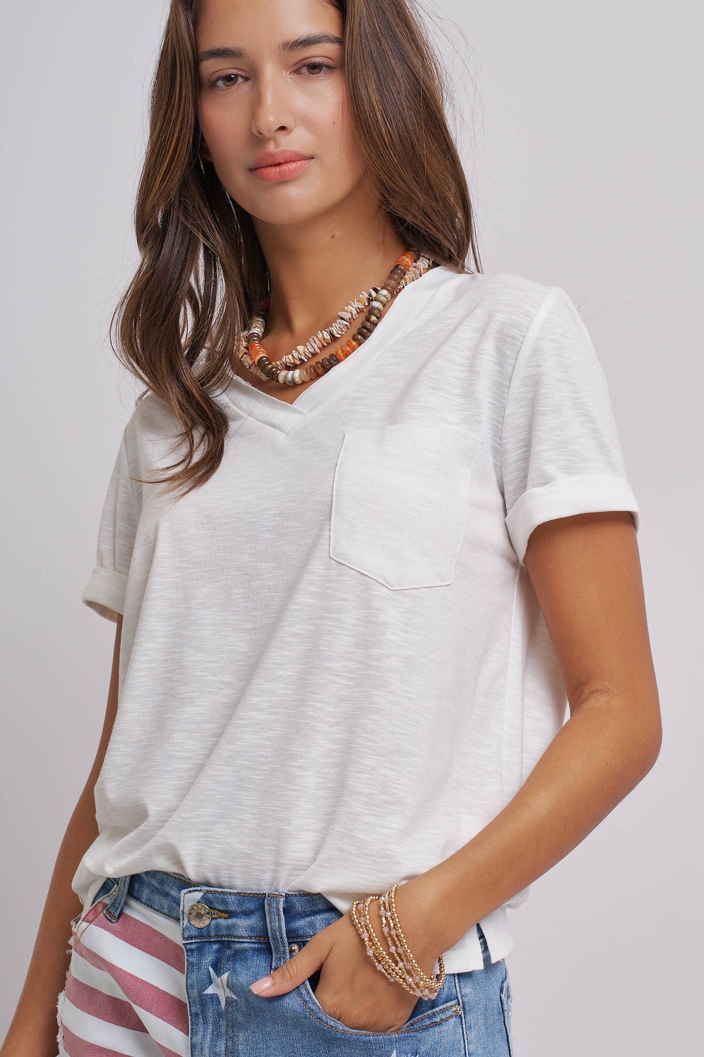 Urban Daizy - Rolled Sleeve V-Neck Pocket Tee: IVORY / S-2/M-2/L-2
