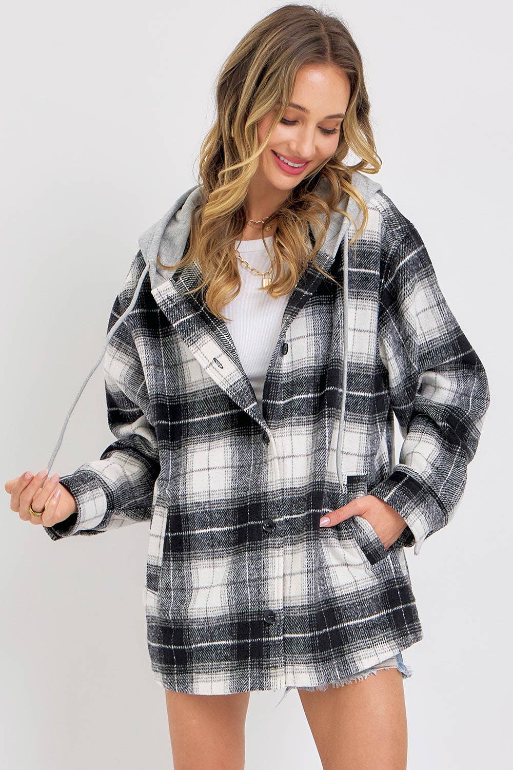 Classic Plaid Hooded Shacket: IVORY/BLACK