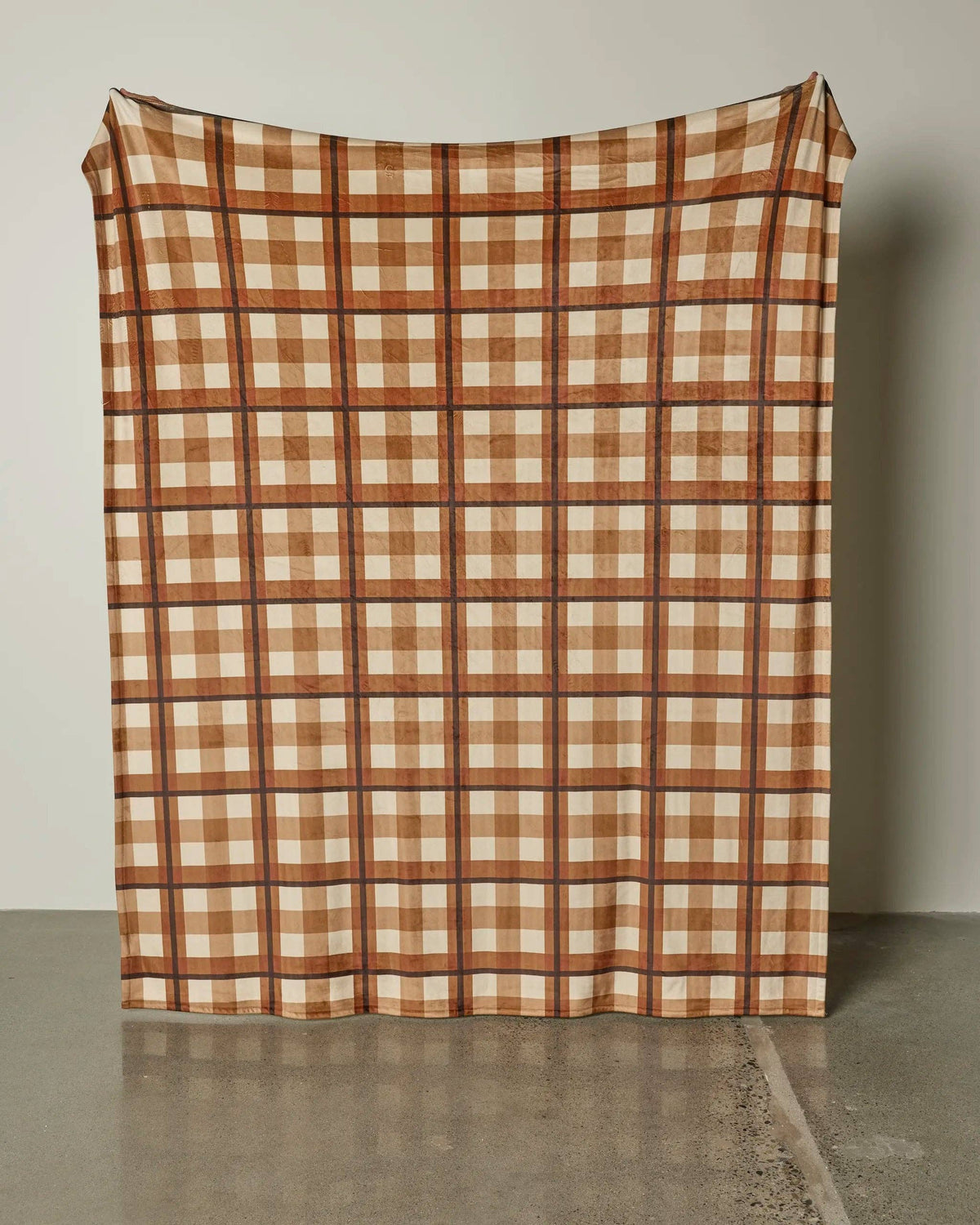 Geometry - Rich Cocoa Butter Blanket: Medium - 50" x 60"