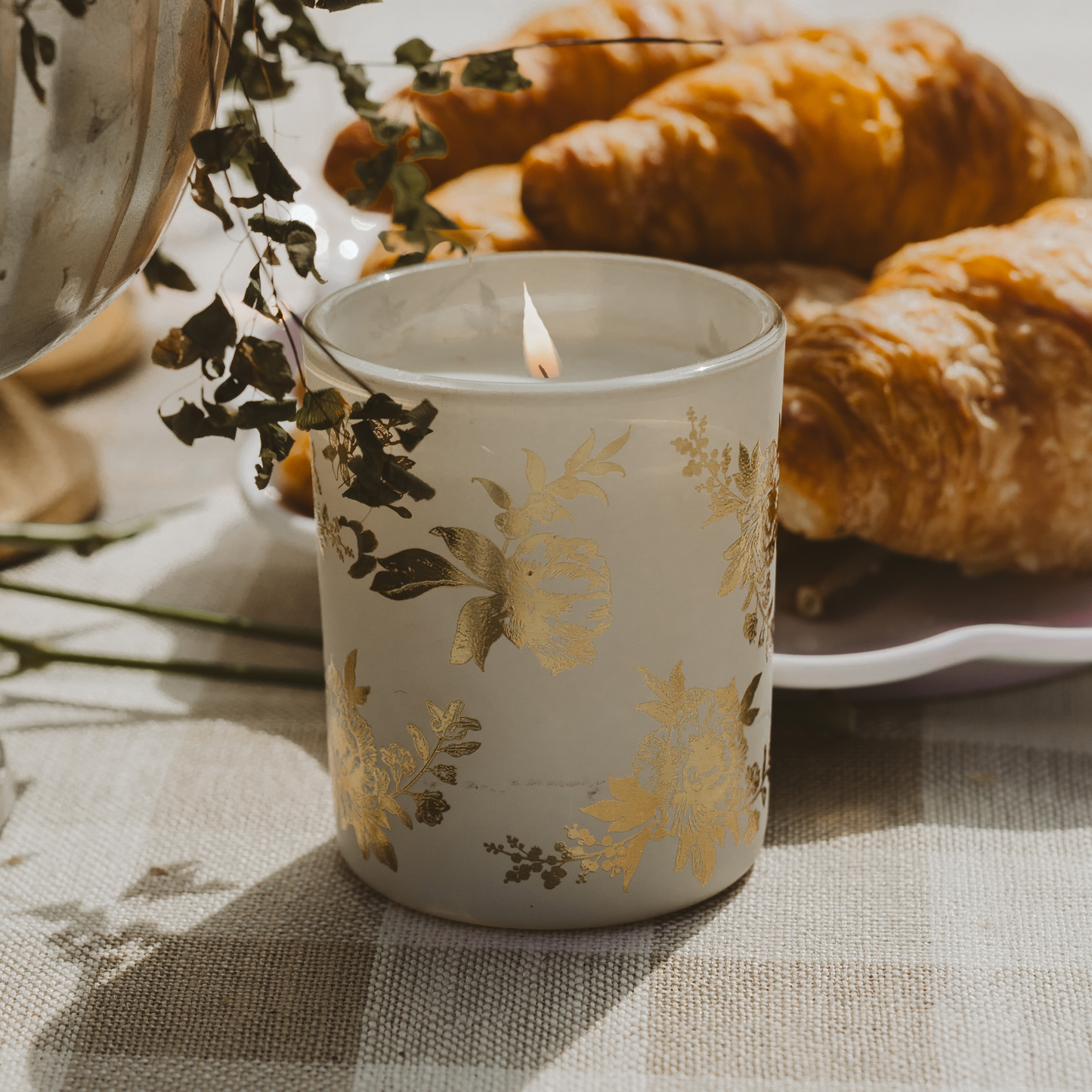 Candle: Gold Delft 12 oz Soy Candle