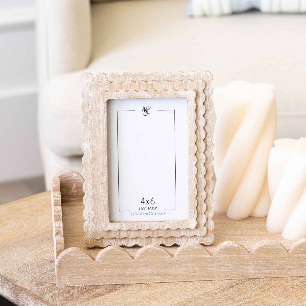 Wood Photo Frame Scallop (4x6): NATURAL