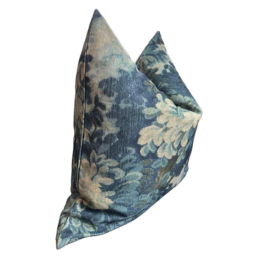 Rennah Collective - Nola Pillow Cover: 22x22 Cover Only