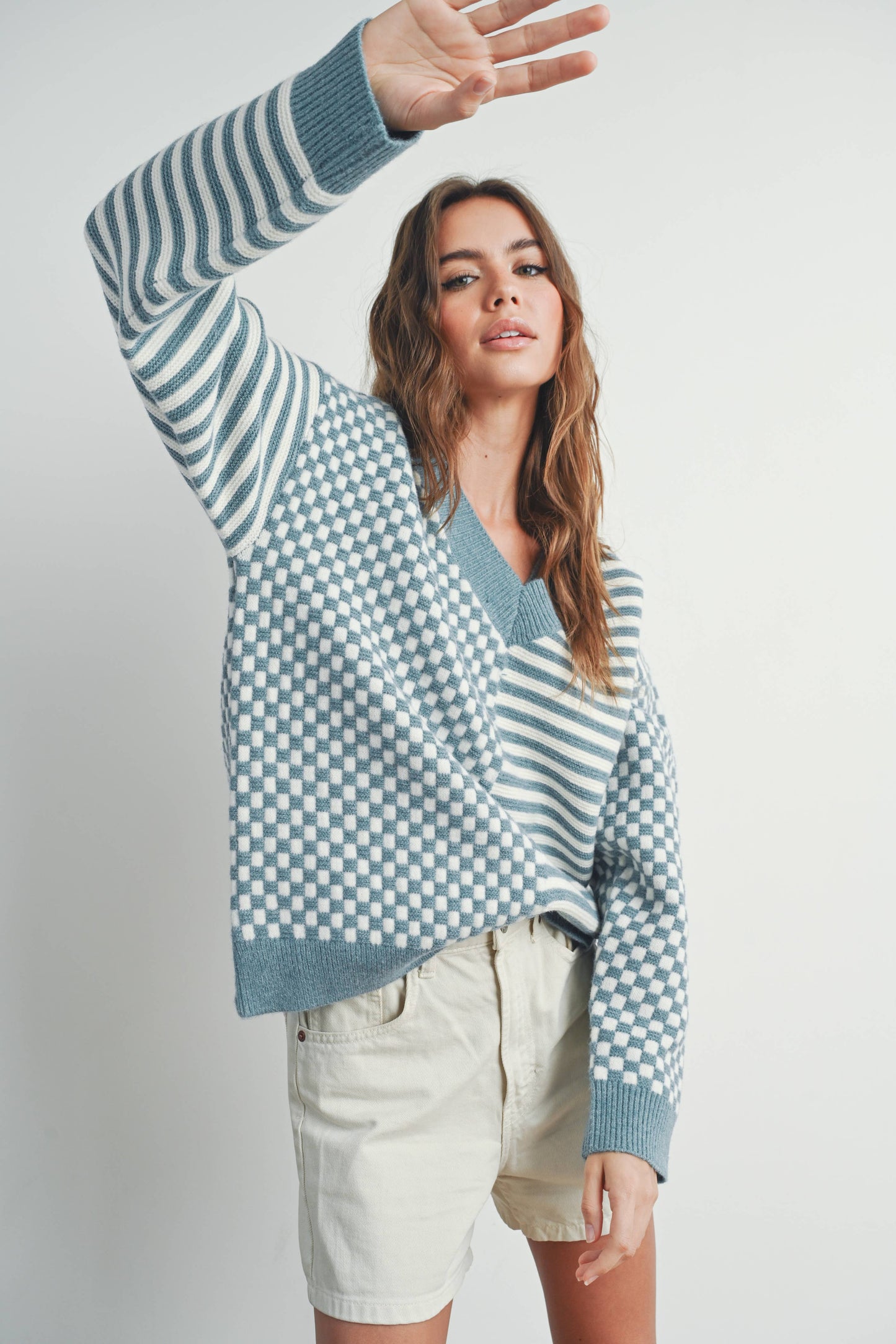 Frenchy Checker Pattern Drop Shoulder Sweater: IVORY / BLUE