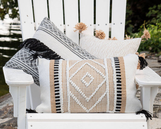 Hand Woven Outdoor Allie Pillow- 14 x 22