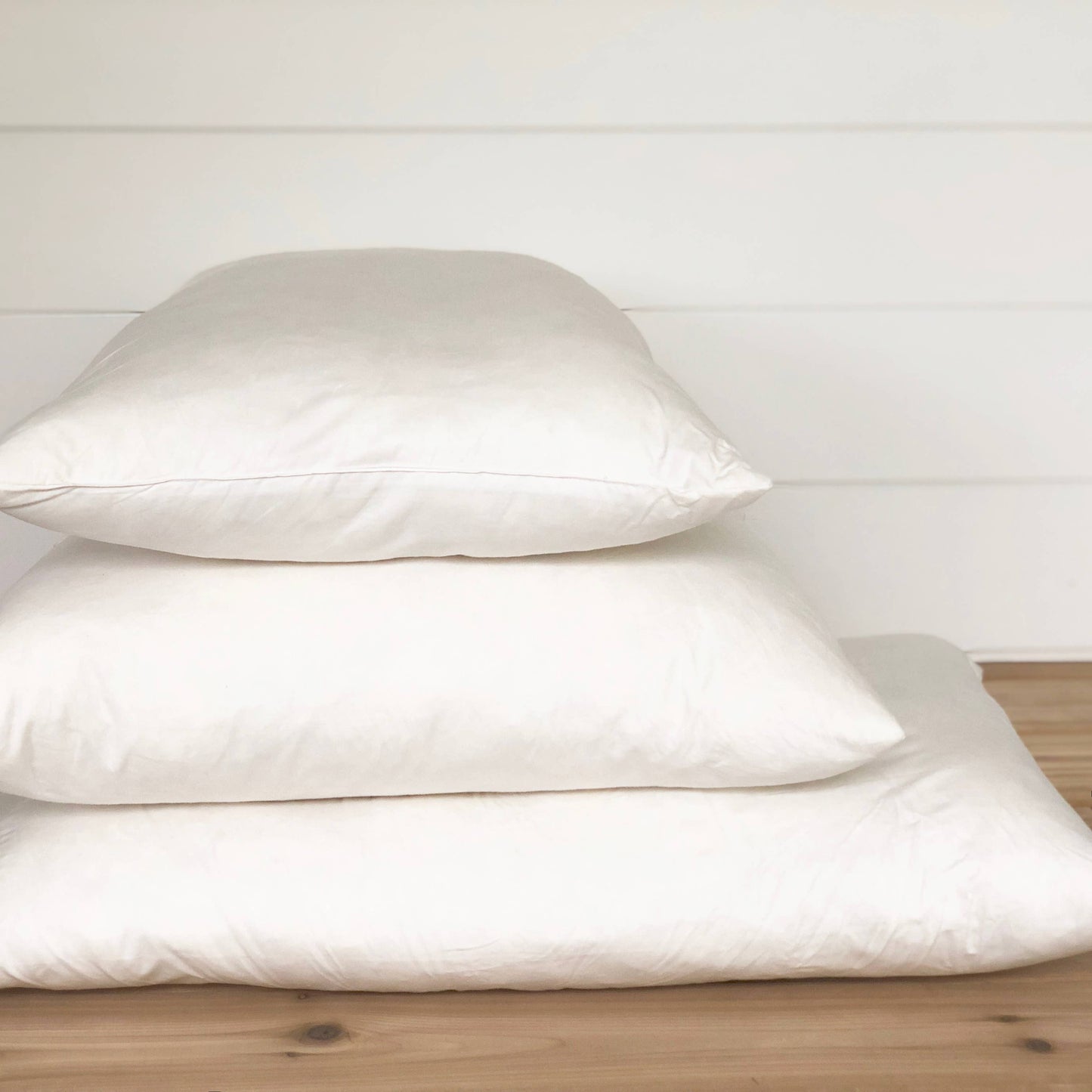 Down Alternative Pillow Inserts- 26x26"