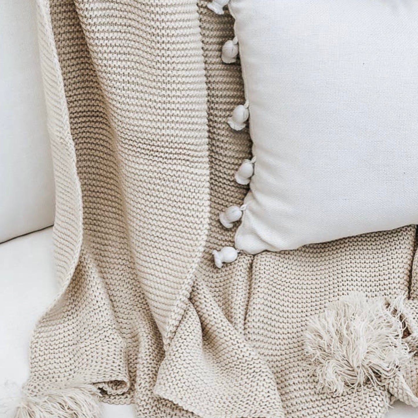 Knit Throw Blanket With Tassels- Cream