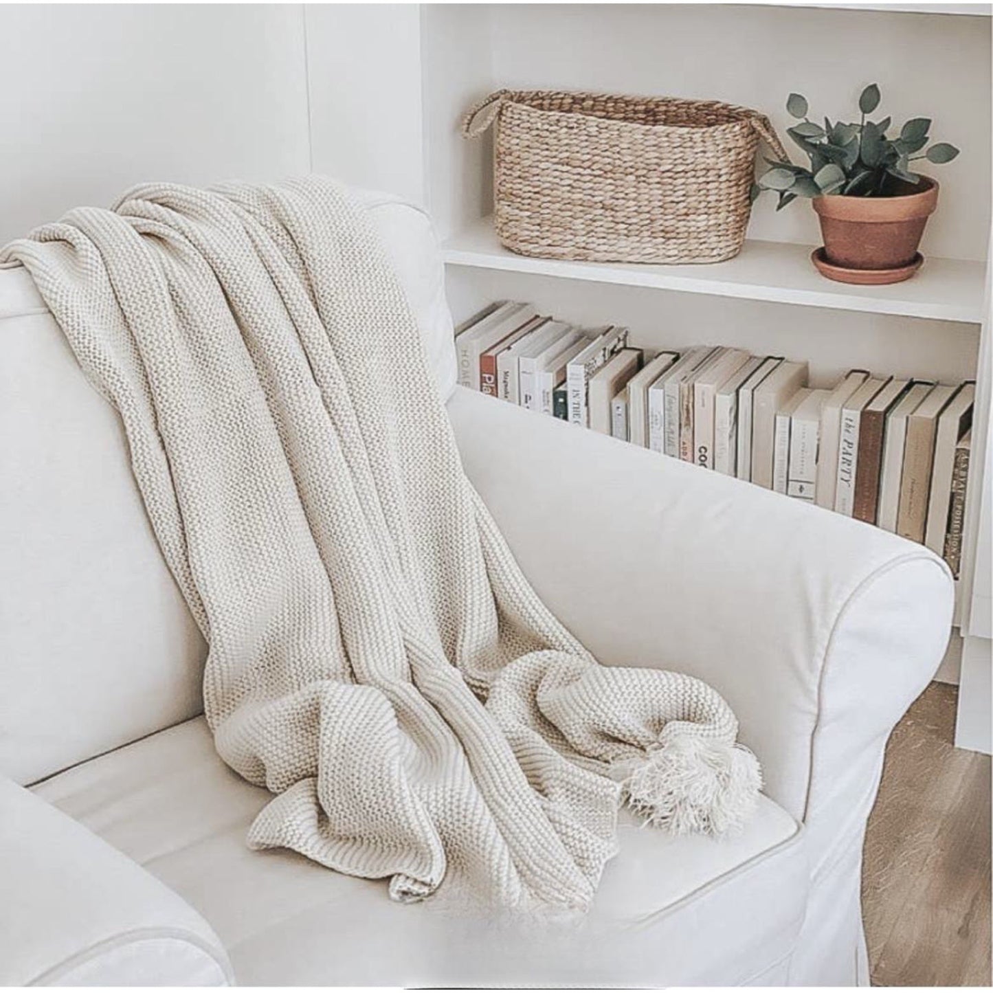 Knit Throw Blanket With Tassels- Cream